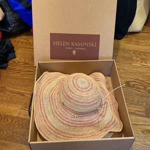 Helen Kaminski new raffia hand woven hat with box